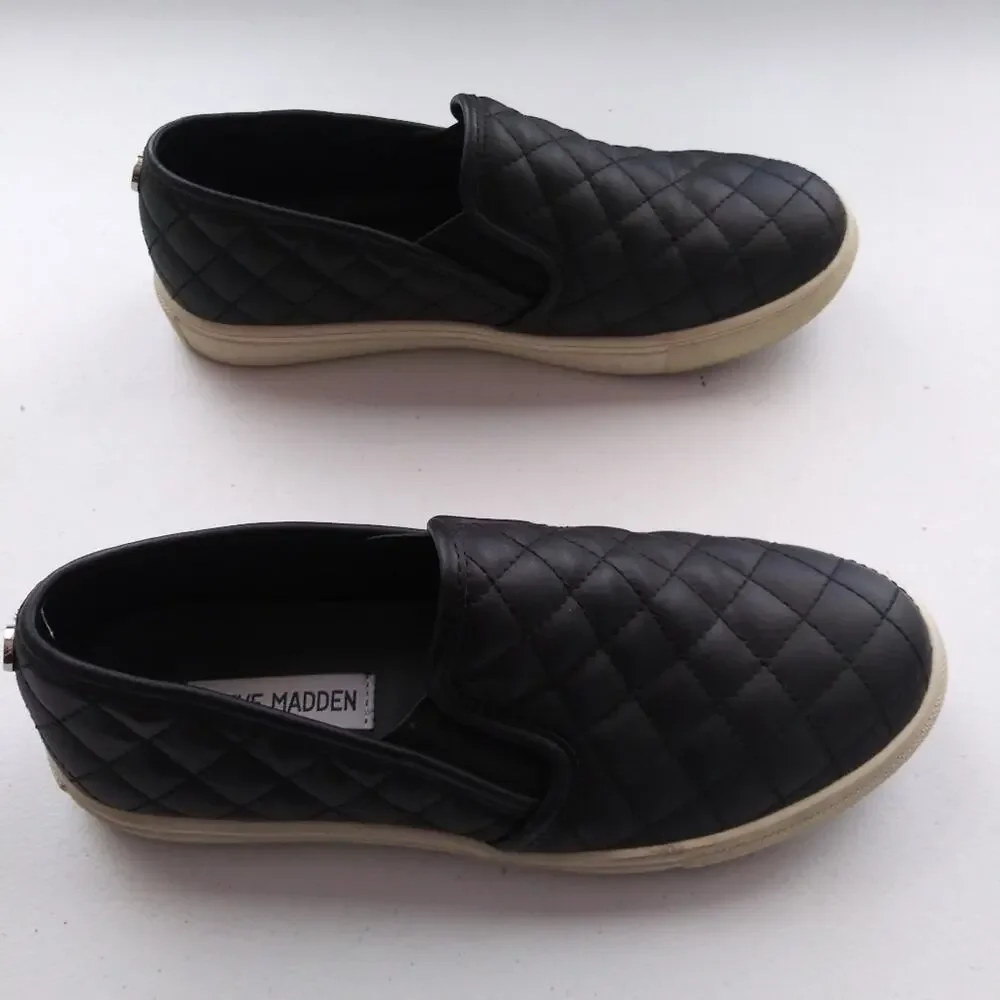 Steve Madden Black ECENTRCQ Quilted Slip On Sneakers Size 7.5
